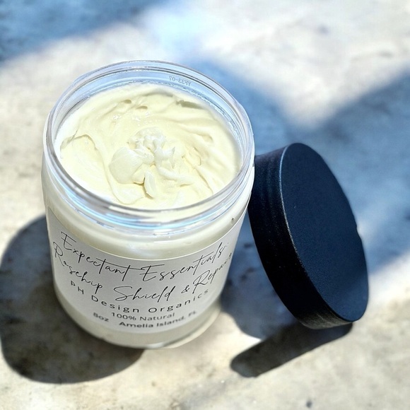 Expectant Essentials: Rose hip Shield & Repair 8oz‎ Body Butter - Picture 5 of 9